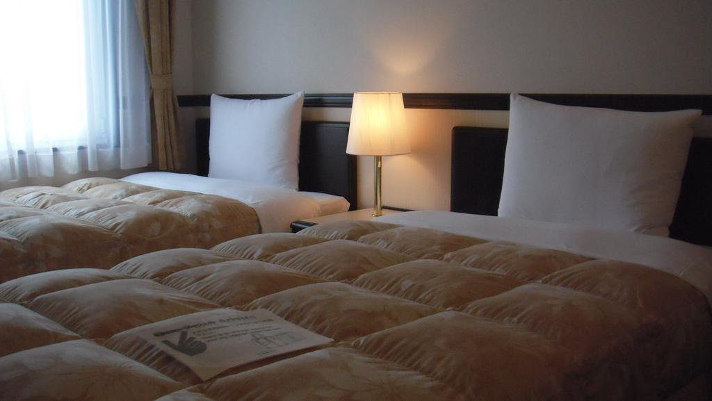 Toyoko Inn Chiba Shin Kamagaya Ekimae Habitación foto