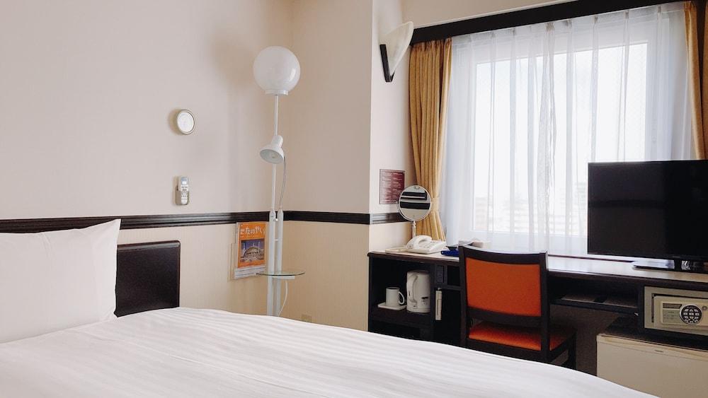 Toyoko Inn Chiba Shin Kamagaya Ekimae Exterior foto