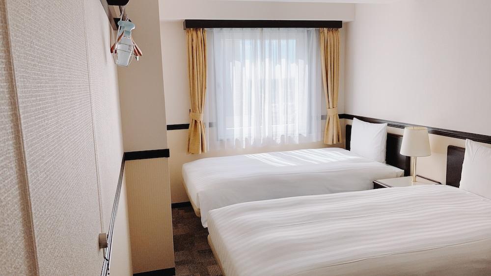 Toyoko Inn Chiba Shin Kamagaya Ekimae Exterior foto