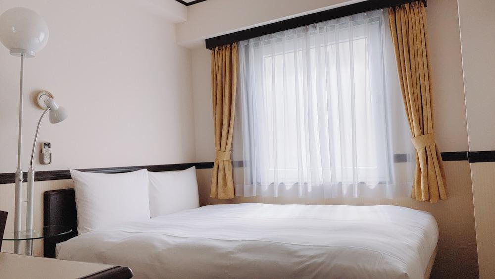 Toyoko Inn Chiba Shin Kamagaya Ekimae Exterior foto